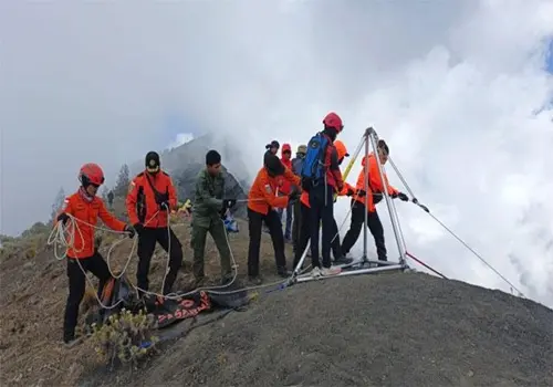 Perjalanan Menuju Puncak, Simak Tahapan Persiapan Dan Proses Pendakian Gunung